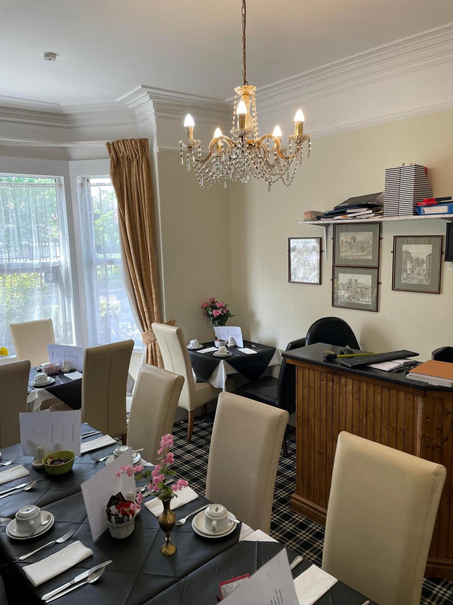 Burton Villa Guest House York Eksteriør bilde